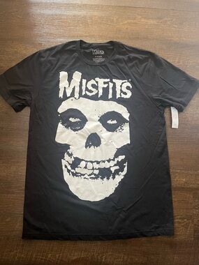 Misfits Black Graphic Skull Tee - Men’s Band T-Shirt